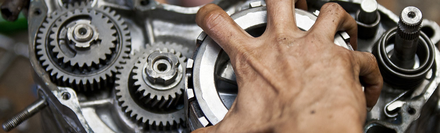 Clutch Definition -Working, Types, Uses, and various Advantages.